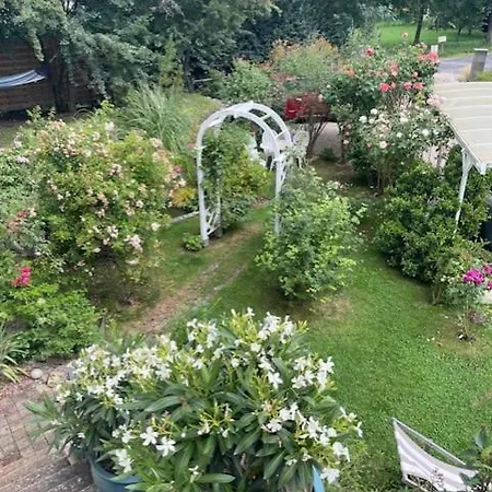 לינה וארוחת בוקר La Bastide *