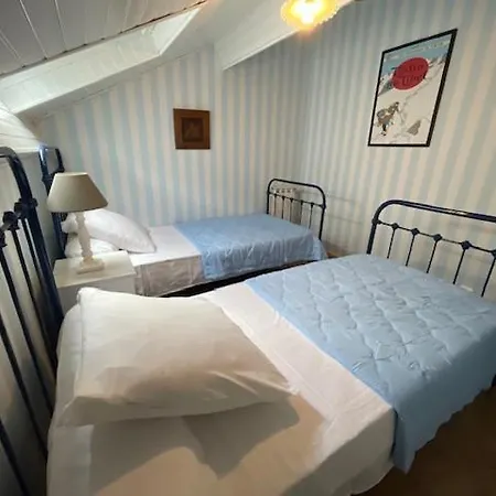 לינה וארוחת בוקר La Bastide *